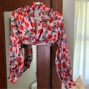 Cropped floral blouse